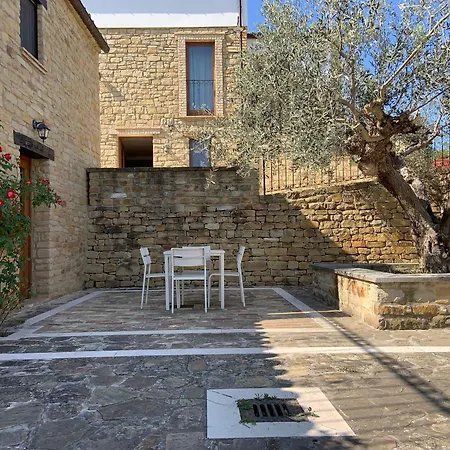 Borgo Del Ginepro Castiglione Messer Raimondo