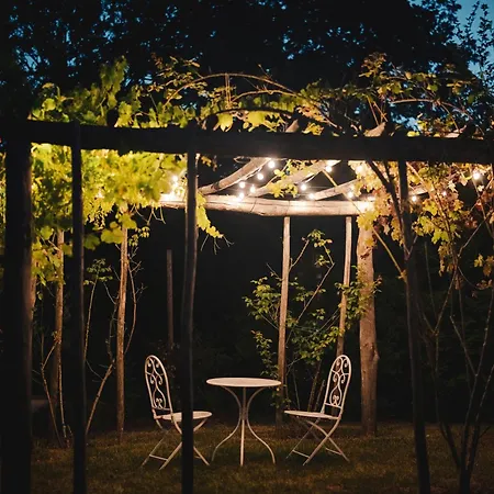 Farm stay Borgo Del Ginepro