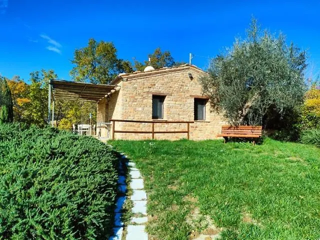 Borgo Del Ginepro * Кастильоне-Мессер-Раймондо