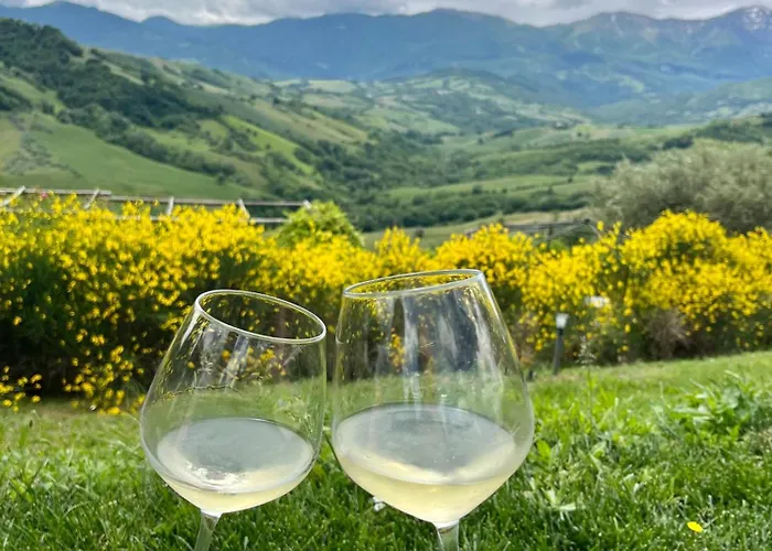 Borgo Del Ginepro Кастильоне-Мессер-Раймондо