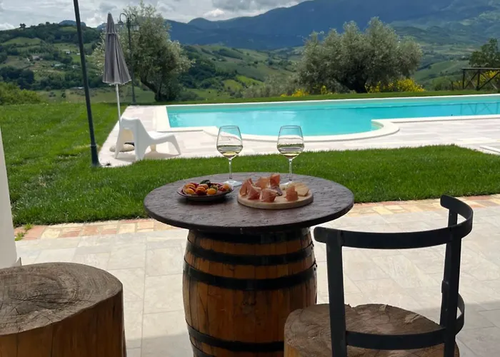 Borgo Del Ginepro Кастильоне-Мессер-Раймондо